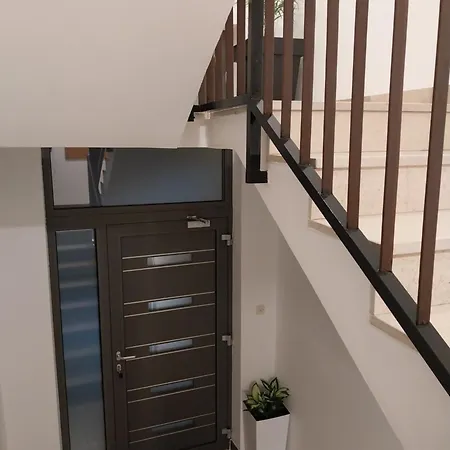 Rose Loboja Maison d'hôtes 3*