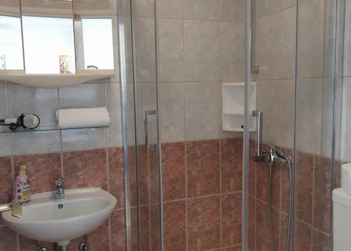 Rose Loboja 3* Makarska