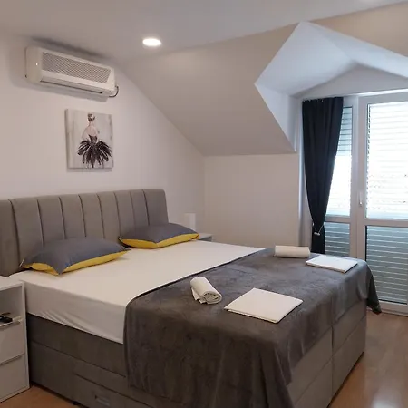Guest house Rose Loboja 3*