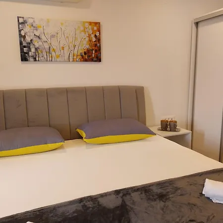 Rose Loboja 3* マカルスカ