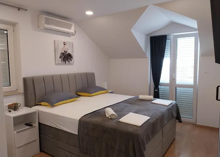 Gasthuis Rose Loboja 3*